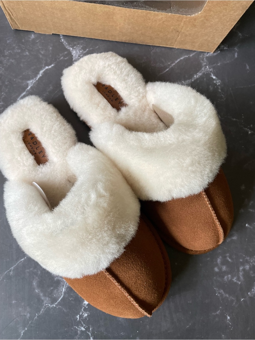 Radley London Chelsea Creek 2.0 Shearling Mule Women’s Slipper Size 5 in Tan